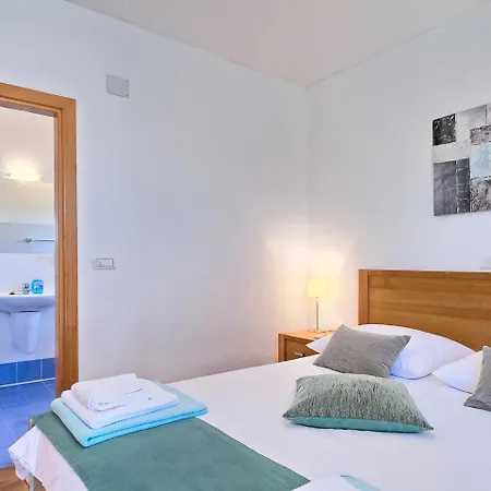 Holiday Kitto With Shared Pool Holiday home